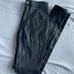 Coated skinny jeans size 6 long